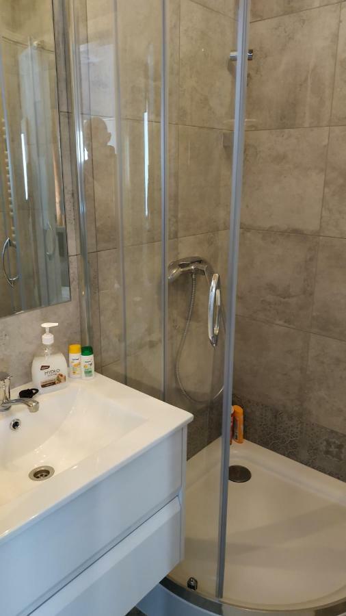 Lukas Guest Rooms Krakow Exterior photo